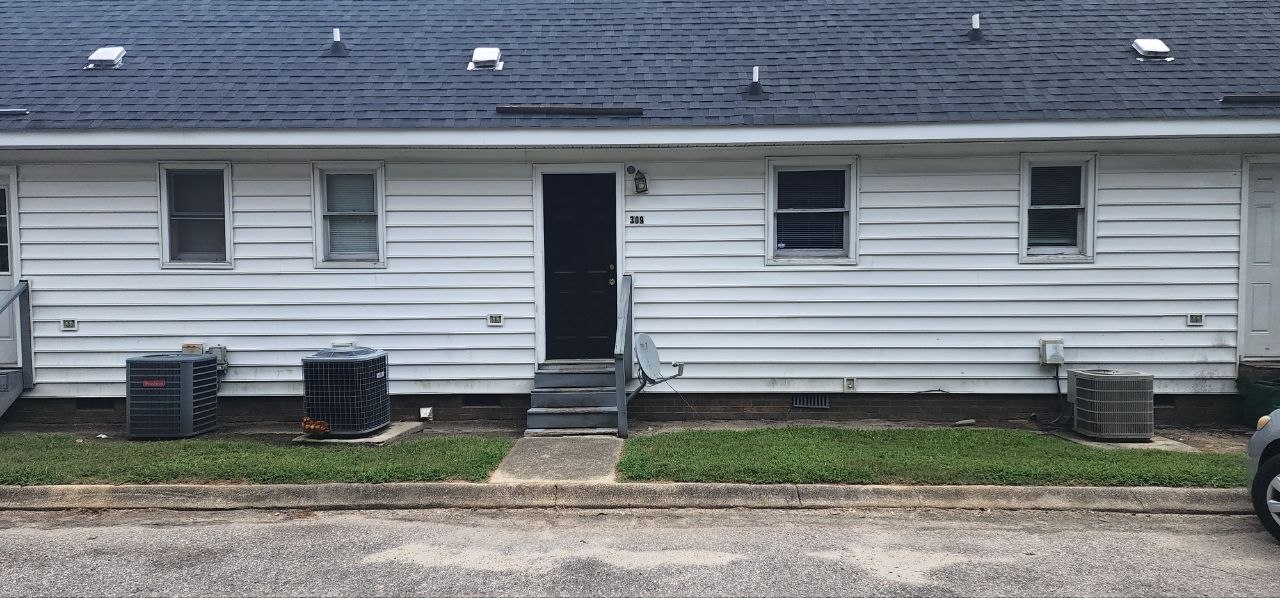 305 North Whitley Street - 309